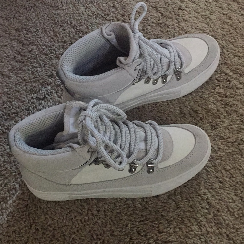 ASOS Aqua sneakers ❤️ to big for me